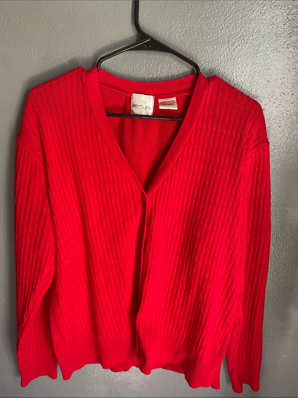 Bentley Women's Bright Red Ribbed V-Neck Cardigan
